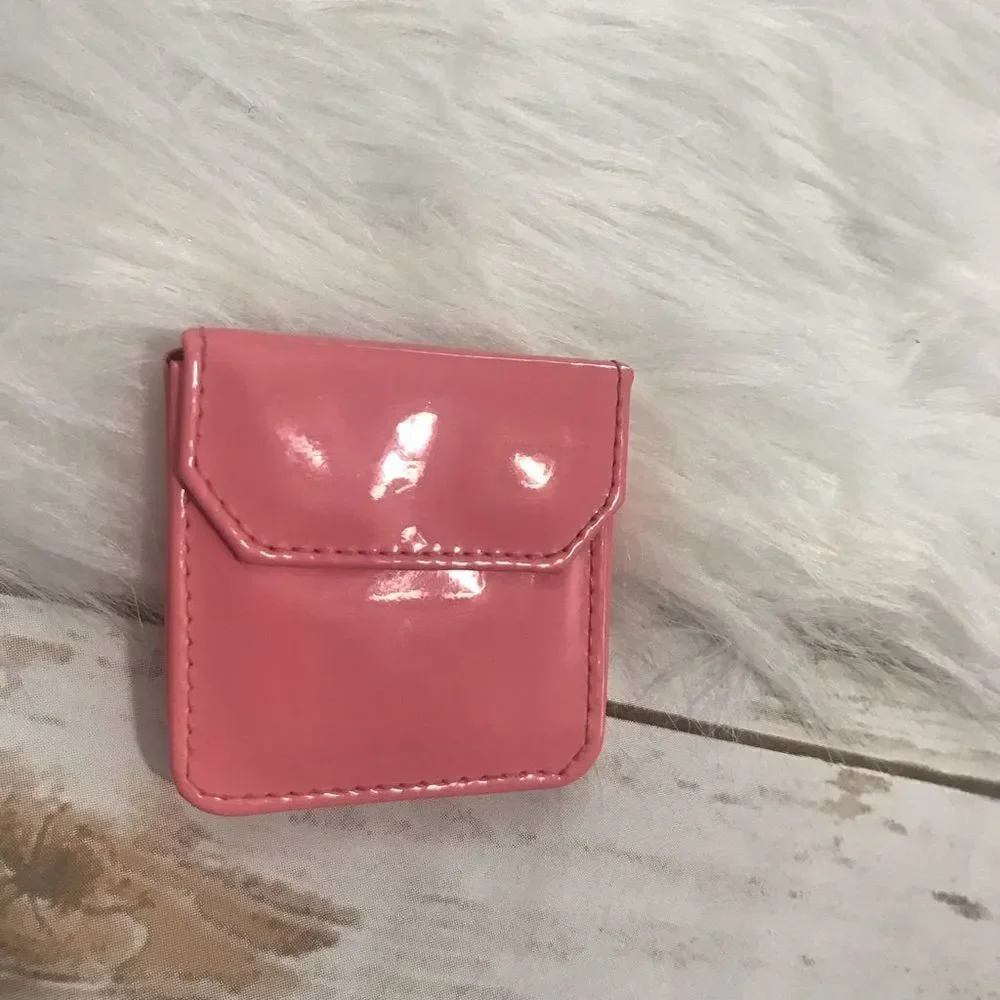 🦩 Bath & Body Works Pink Patent Compact Mirror travel‎ size